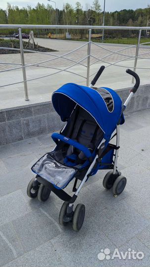 Прогулочная коляска трость chicco