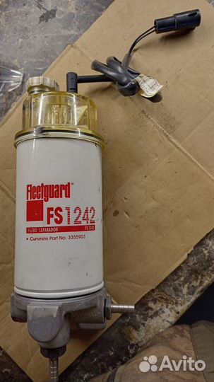 Фильтр FS1242 Fleetguard всборе