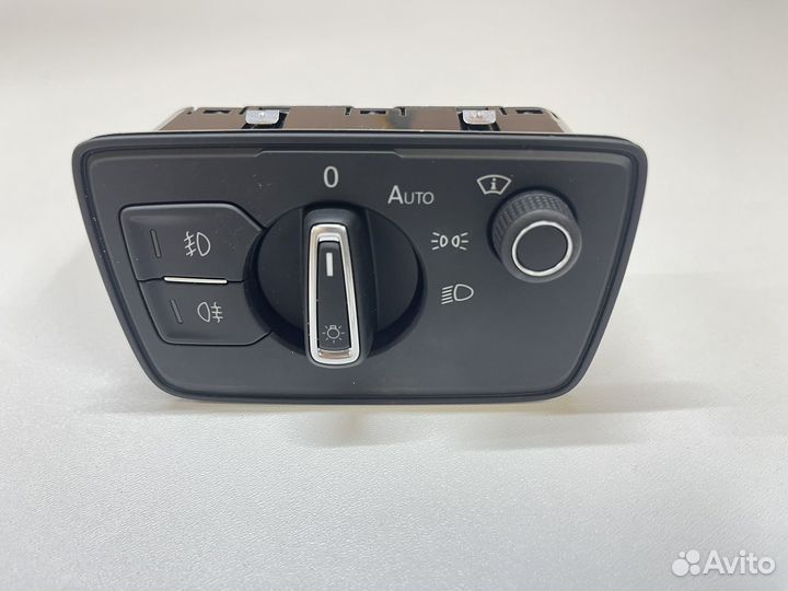 Блок управления света Volkswagen Passat B8