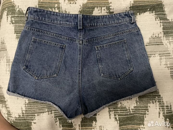 Джинсовые шорты