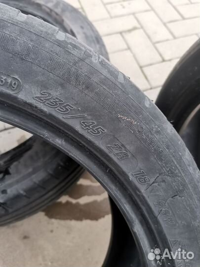 Michelin Pilot Sport 3 235/45 R18