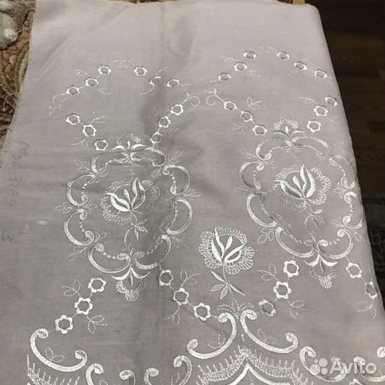 Ткань шитье на батисте