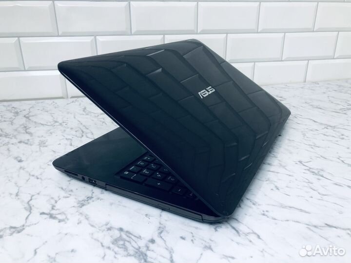 Asus X556U/Core i5/RAM6gb/SSD+HDD