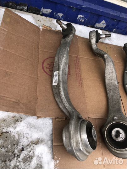 Рычаги нижние передние Mercedes Benz w212 e212