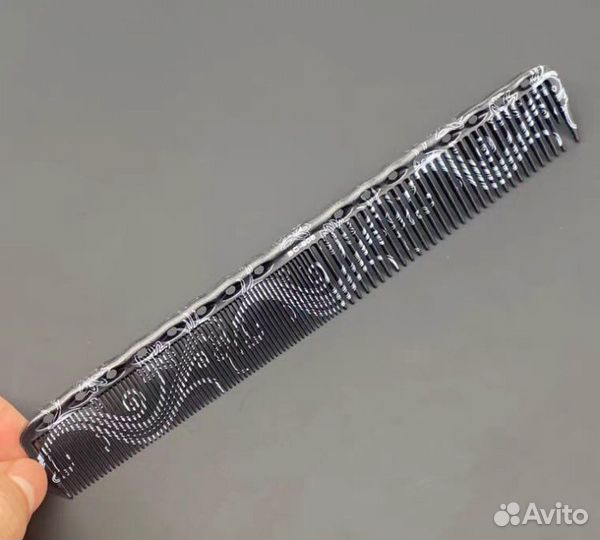 Расчески парикмахерские,карбоновые