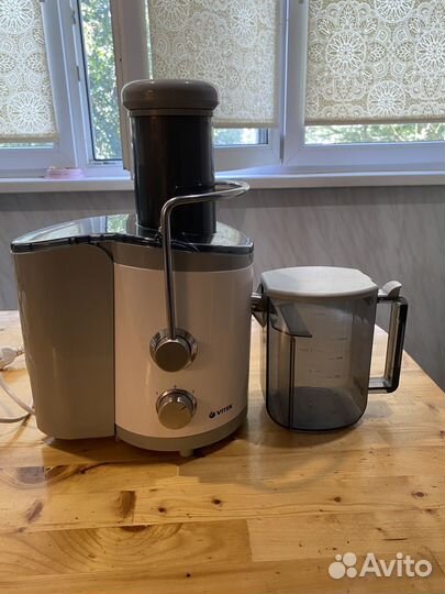 Соковыжималка vitek