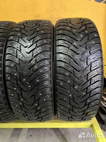Nokian Tyres Hakkapeliitta 8 SUV 225/60 R17