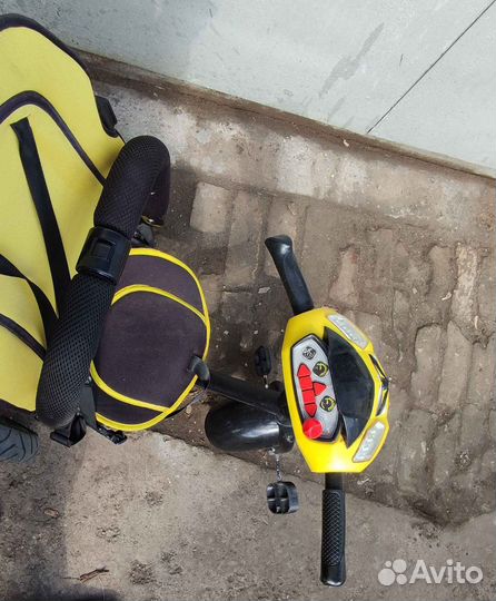 Детский велосипед с родительской ручкой