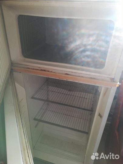 Холодильник бу