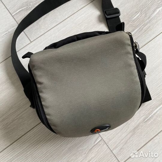 Сумка для фотоаппарата Lowepro D-Res 40AW