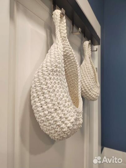 Корзина-капля подвесная вязаная