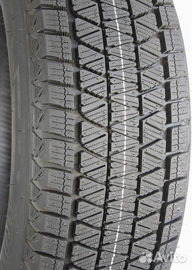 Bridgestone Blizzak DM-V3 275/60 R20 115R