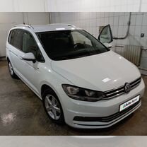 Volkswagen Touran 1.6 AMT, 2018, 248 000 км, с пробегом, цена 2 100 000 руб.