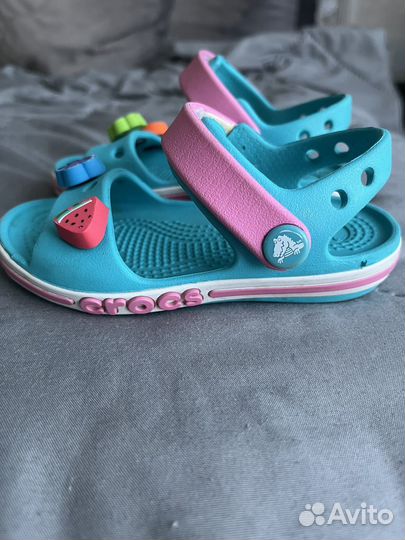 Сандалии crocs c6
