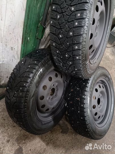 Колёса зимние ваз Лада Bridgestone R14