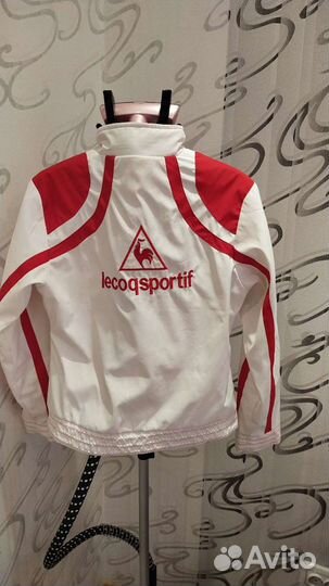 Спортивный костюм с вышитым логотипом peugeot