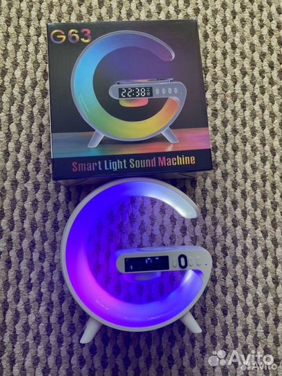 Ночник с беспроводной зарядкой