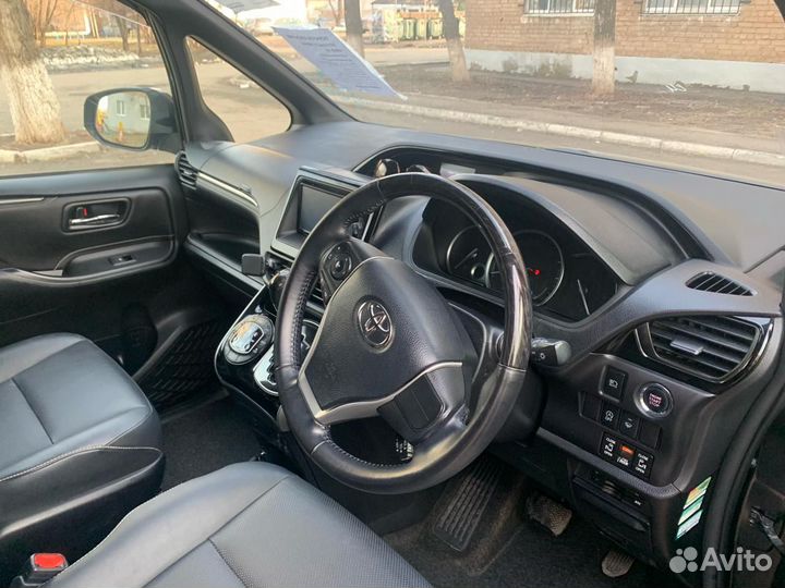 Toyota Esquire 2.0 CVT, 2015, 148 000 км