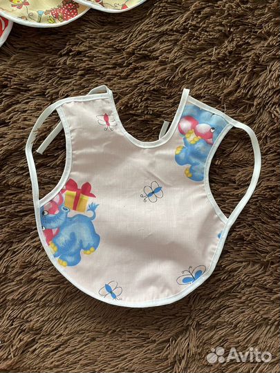 Слюнявчик нагрудник