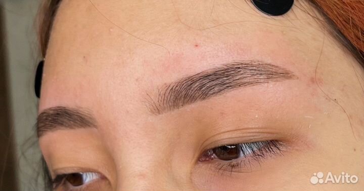 Окрашивание/оформление бровей