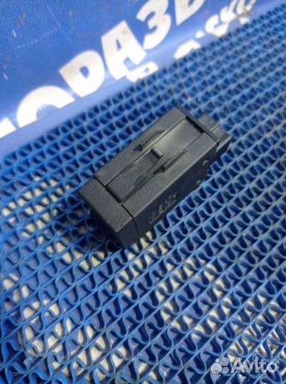 Кнопка обогрева сидений Ford Focus 2 универсал