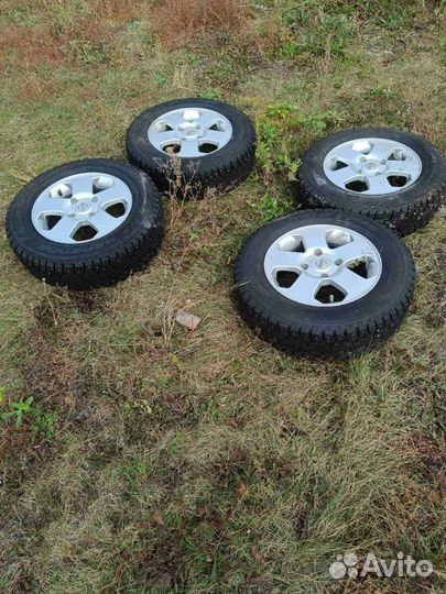 Hankook Winter I'Pike 185/70 R14