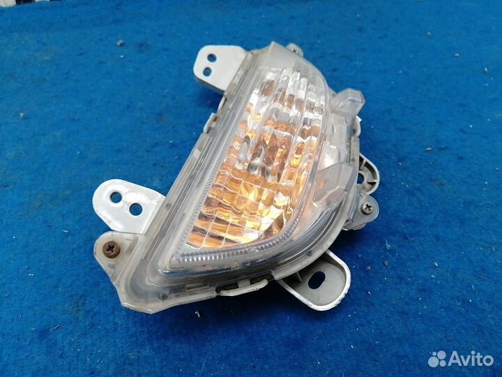 Повторитель поворота в бампер правый B45A-51350A