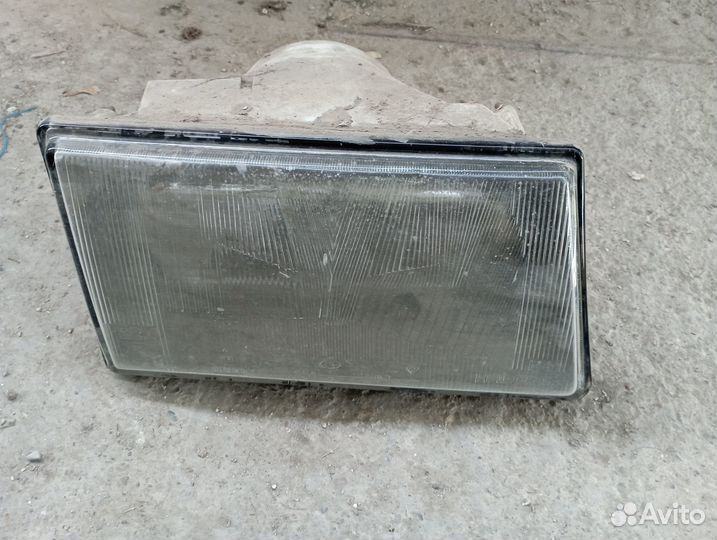 Фара передняя левая 2108