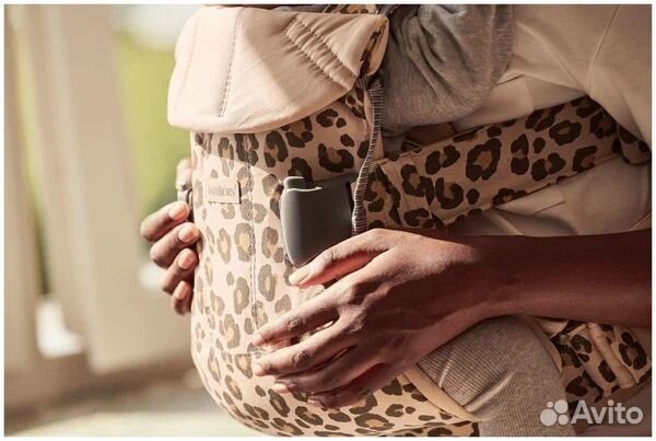 Эргорюкзак babybjorn mini leopard