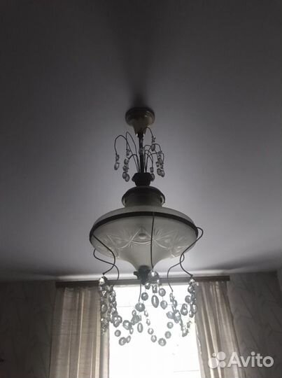 Старинная люстра