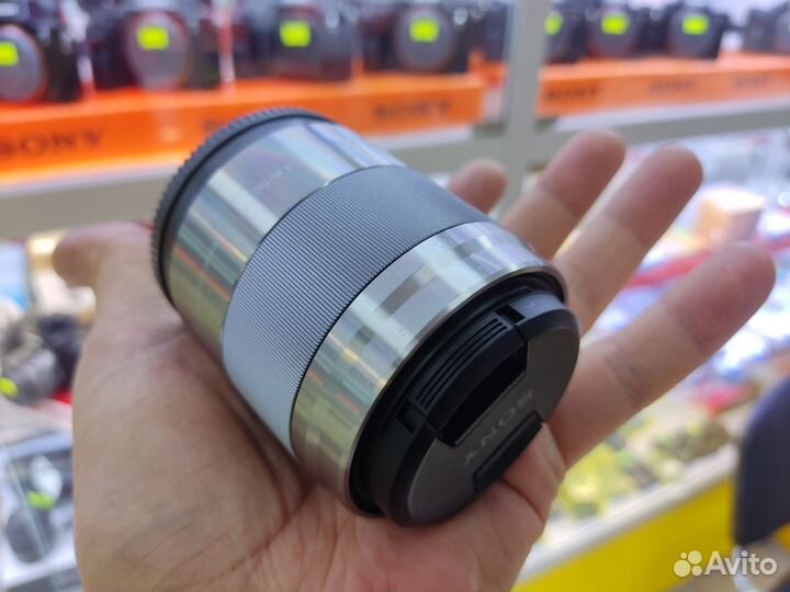 Sony E 50mm 1.8 OSS S№1880357 Silver