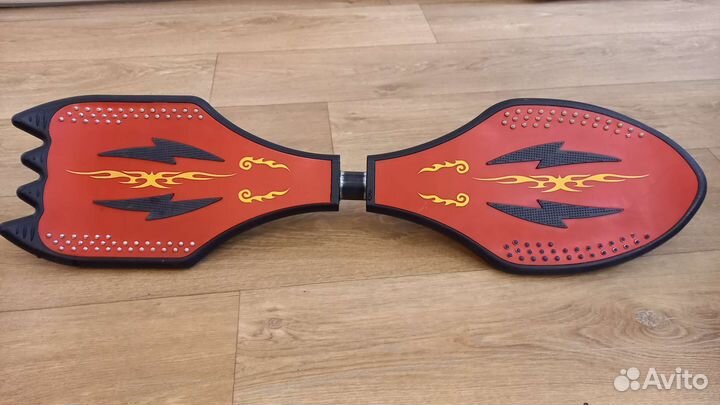 Роллерсерф (роллерборд), наколенники