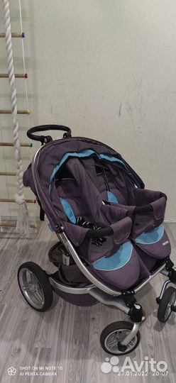 Продаю коляску для двойни VaIco baby ION FOR2