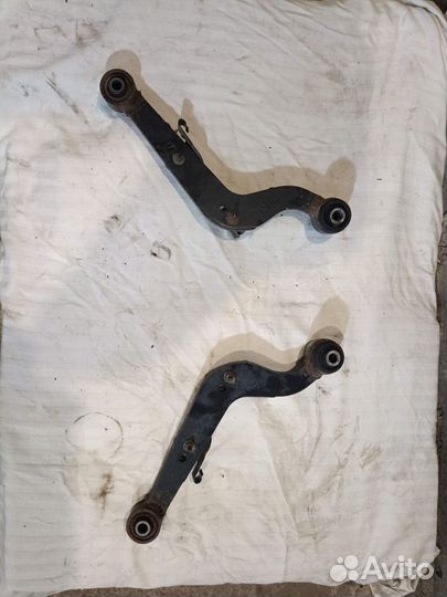 Рычаг задний Toyota RAV4 40