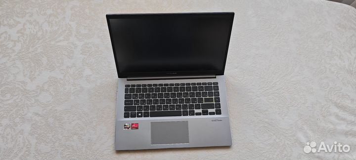 Ноутбук Asus Vivobook 14