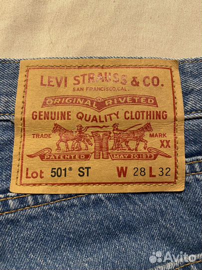 Мужские джинсы levis 501 st W28 L32