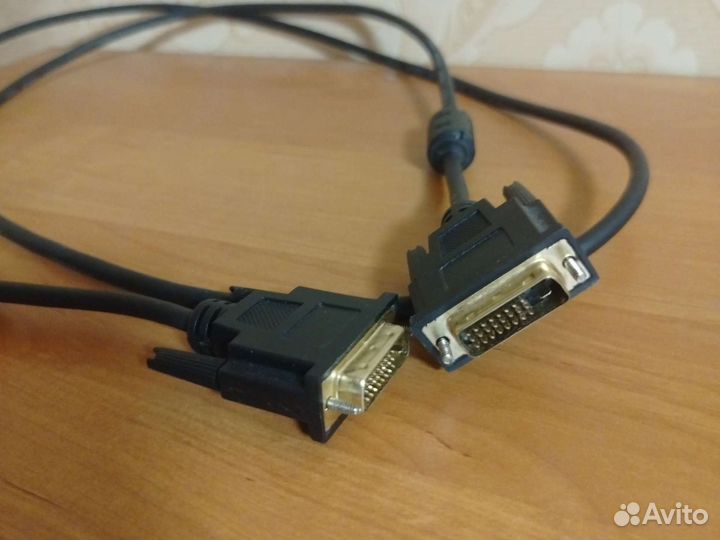 Кабель для компьютера