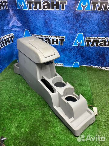 Подлокотник Dodge Caliber PM EBA 2006