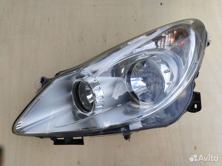 Фара левая Хром на Opel Corsa D Дорестайлинг