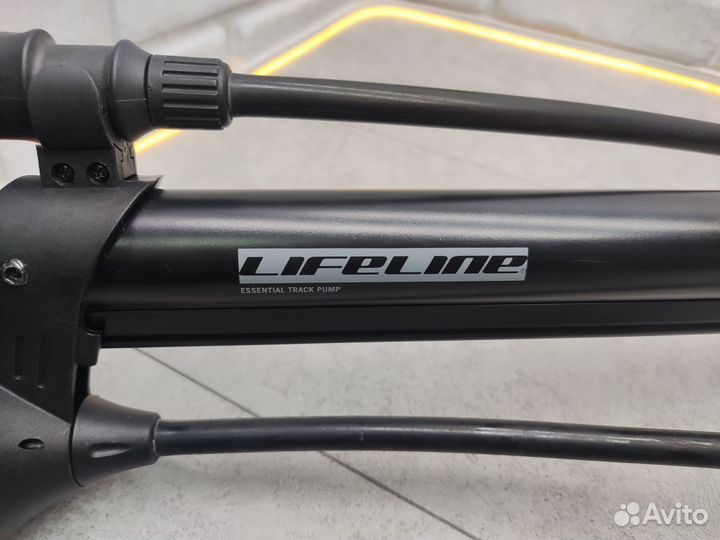 Насос напольный LifeLine Essential Black И. 11534