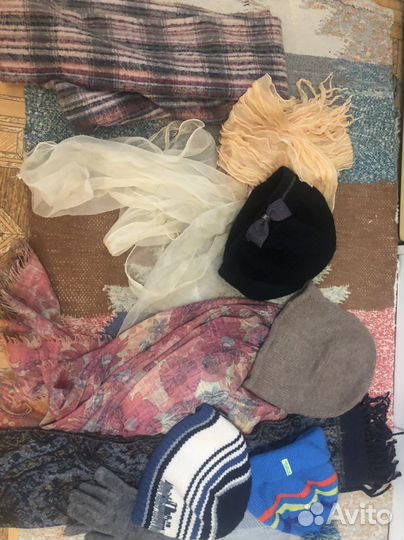 Шапки и платки, шарфы