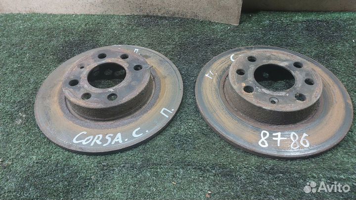 Диск тормозной передний не вентилируемый Corsa C