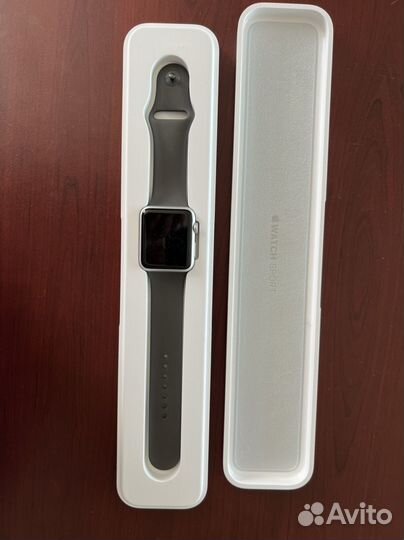 Apple Watch Серия 1 42 мм