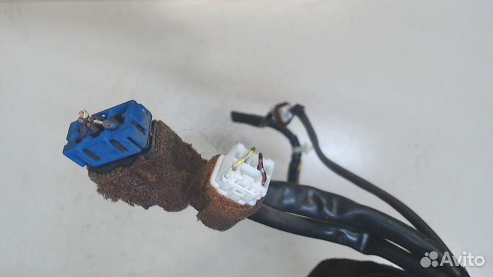 Замок зажигания Mitsubishi Montero Sport / Pajero