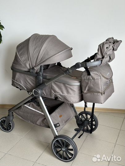 Коляска трансформер 2 в 1 LuxMom (новая)