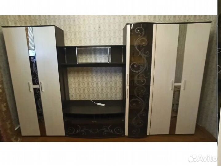 Стенка в гостиную, гостиная