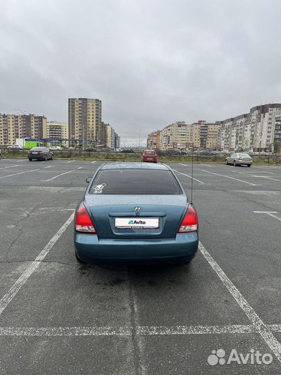 Hyundai Elantra 2.0 AT, 2003, 210 000 км