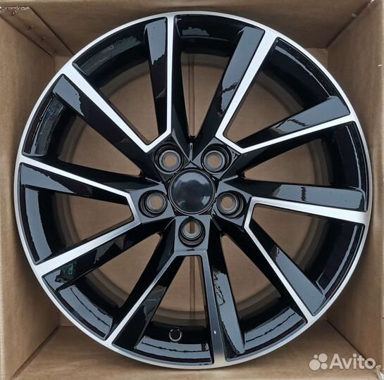 Skoda Rapid, VW Polo R15 новые