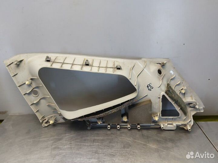 Обшивка багажника задняя левая Nissan Qashqai+2