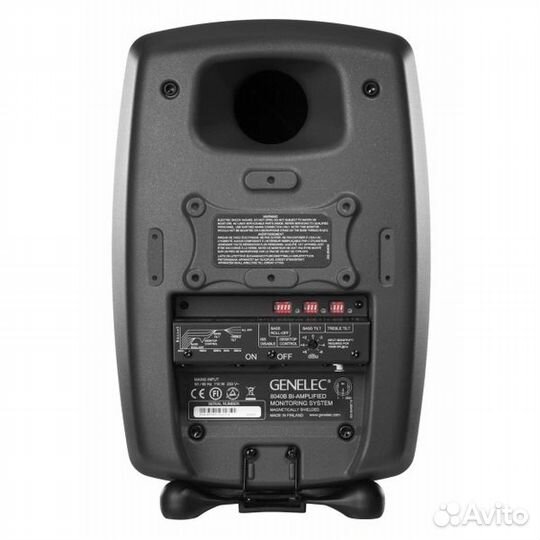 Студийный монитор Genelec 8040BPM